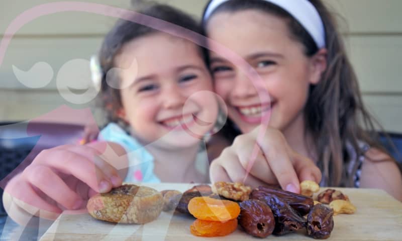 There are great alternatives to candy for your kids
