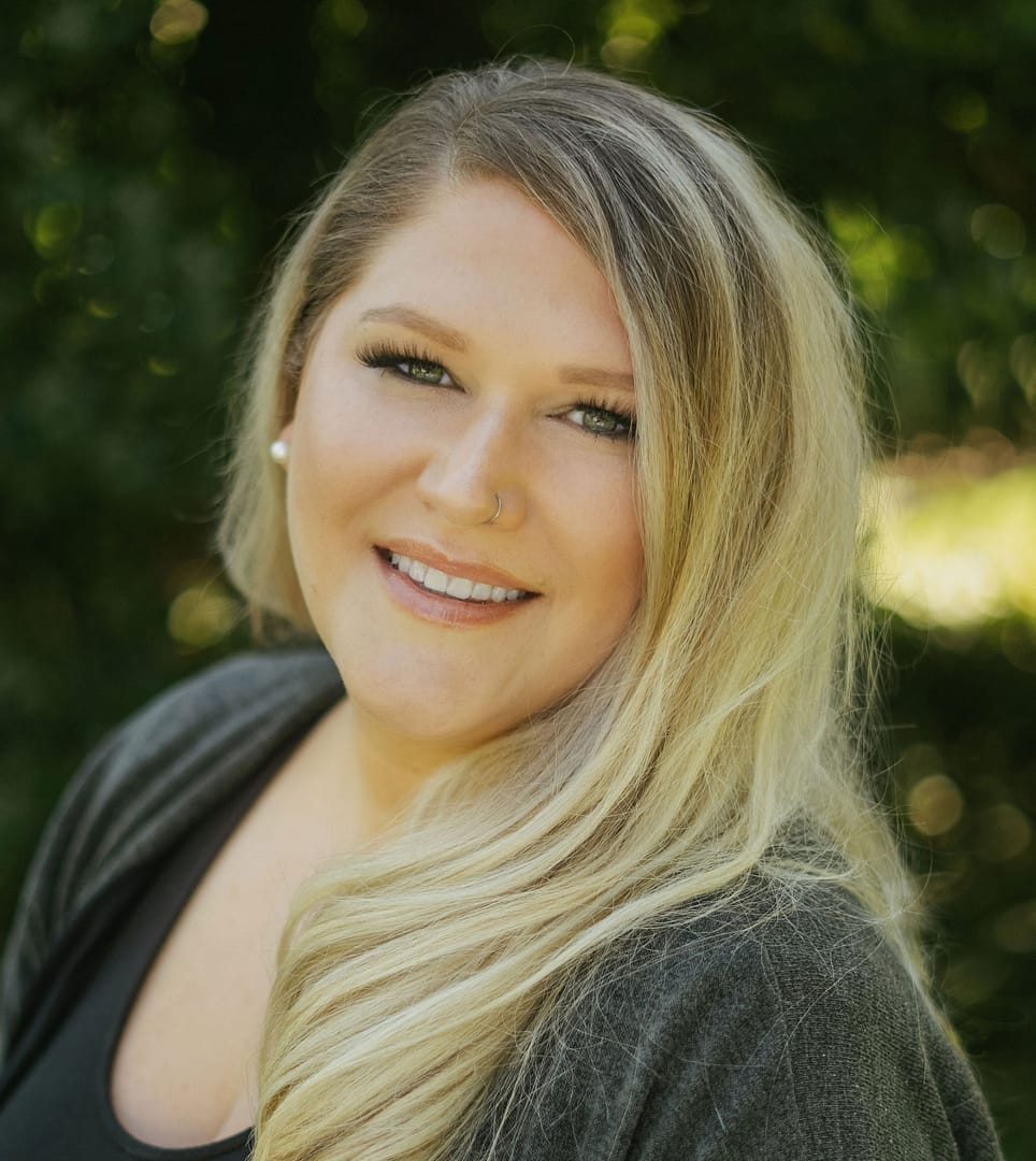sarah headshot