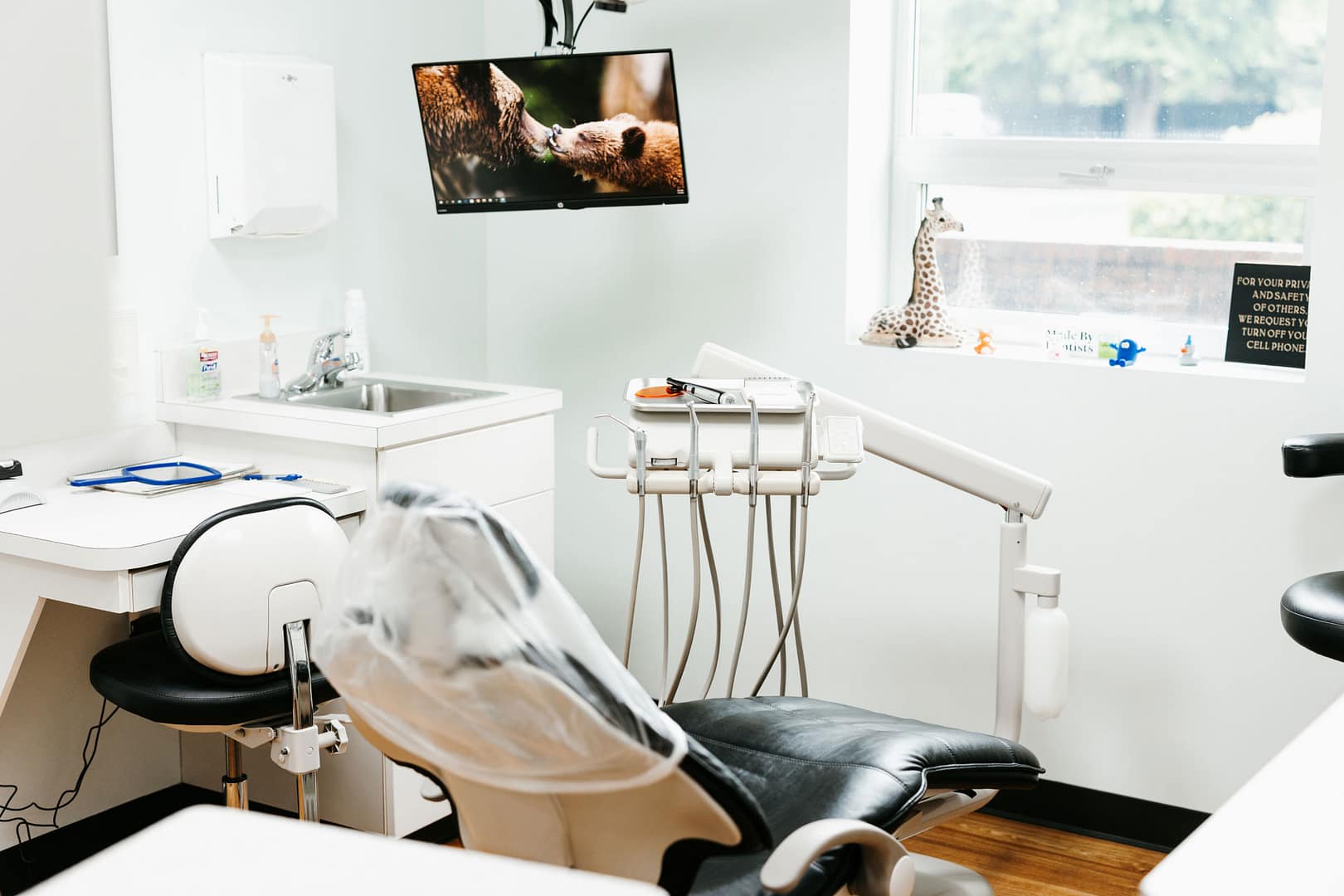 exam room with dental chair and equipment