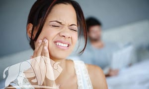 Tips for dealing with a toothache.