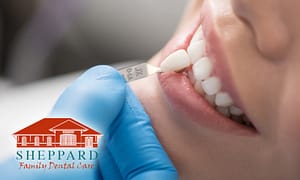Dental crowns can save cracked teeth.
